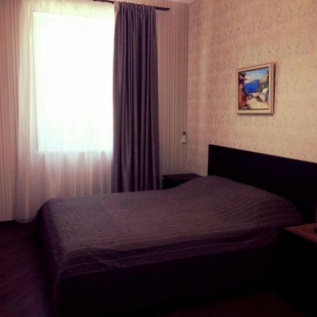 Guest House Belweder กากรา ภายนอก รูปภาพ